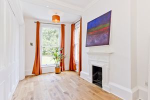 Double Bedroom 2- click for photo gallery